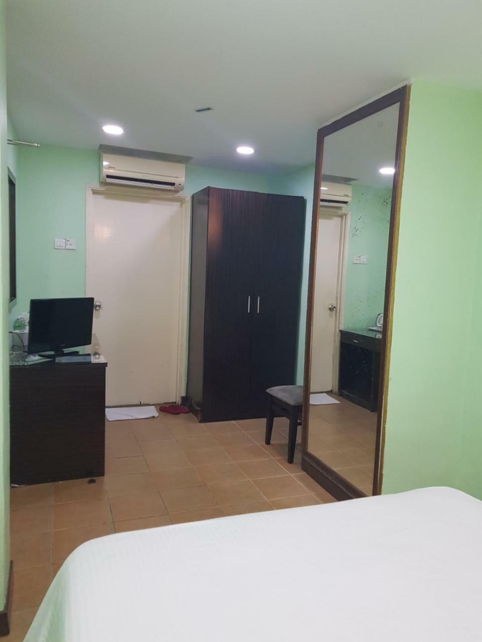 New City Hotel Kajang Exterior photo